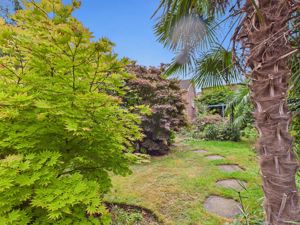 Photo 29- click for photo gallery